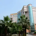 Phoenix Mountain Hotel
