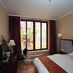 Shamian Hotel
