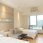 Private Enjoy Home Apartment - Stanley R&F Apartment