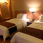 Chengyue Selected Hotel Guangzhou Junye Nangang Branch