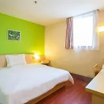 7 Days Inn