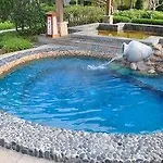 Country Garden Holiday Hot Spring Hotel Fogang