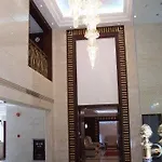 King Court Hotel
