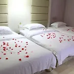 Yimi Hotel Chen Ancestral Temple Branch