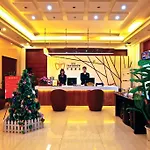 Tavernew Hotel