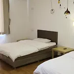 Lazy Gaga Hostel Guangzhou