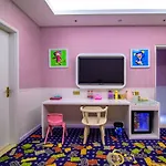 Guangzhou Atlantis Family Hotel