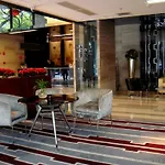 Q-City Hotel