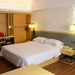Guangzhou Yes Hotel-Xinheyuan Branch