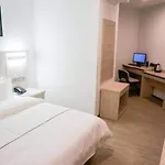 Lvyuan Boutique Hostel