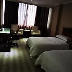 Kaiserdom Hotel Huayue