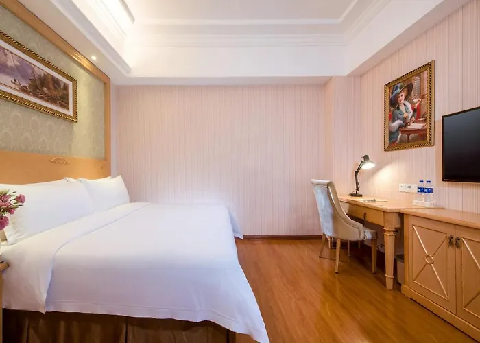 Vienna 3 Best Hotel Guangzhou Guangzhou Tower