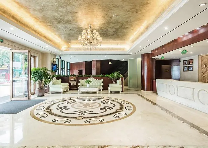 Vienna Hotel Shiqiao Metro Station