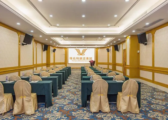 Vienna Hotel Guangzhou Yunbao