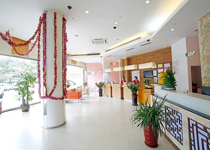 Dragon Hotel Huadu