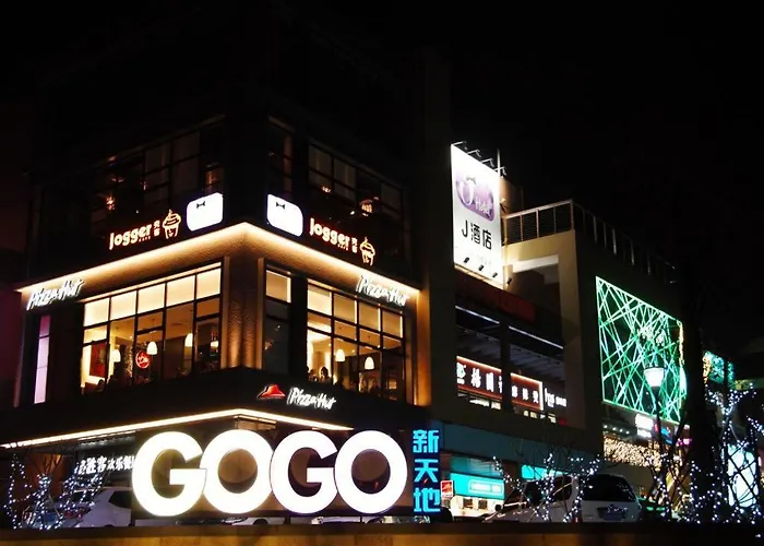 J Hotel Guangzhou University Town
