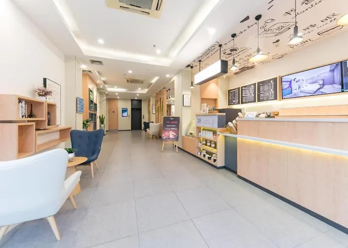 Hanting Hotel Guangzhou Yantang Metro Station