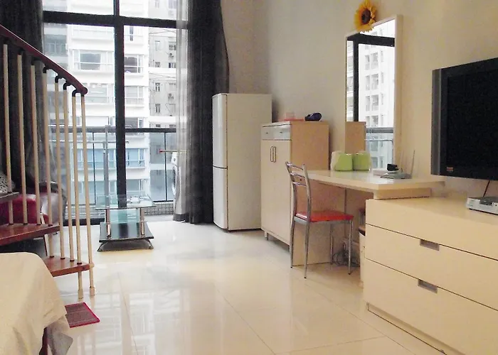 Guangzhou Happiness Apartment