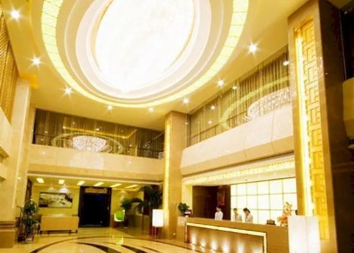 Guangzhou Huadu New Phoenix Hotel
