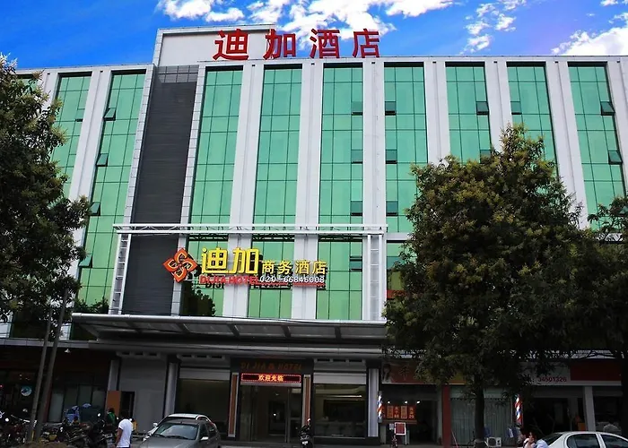 Tiga Hotel
