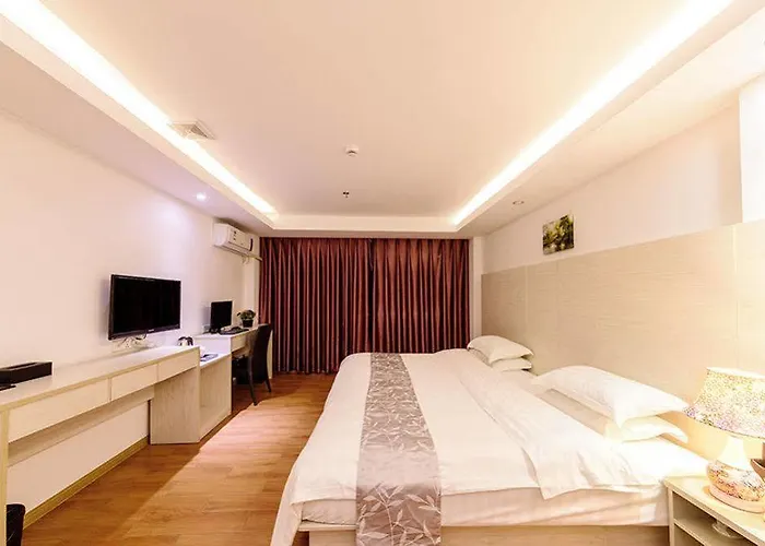 Yimi Hotel Chen Ancestral Temple Branch