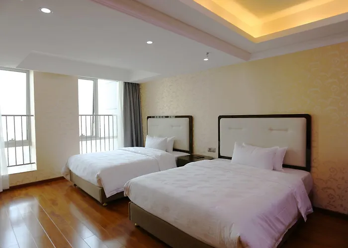 Nomo Service Apartment The Legend