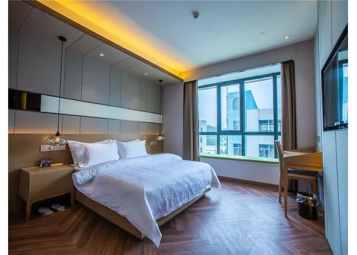 Metropolo Jinjiang Hotel