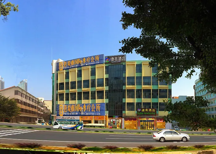 Chengyue Selected Hotel Guangzhou Junye Nangang Branch