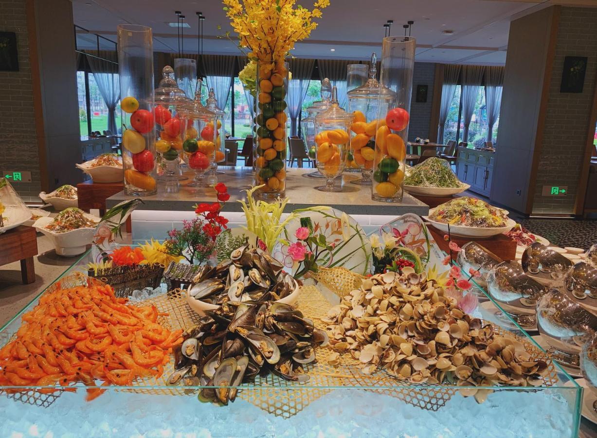 Southern Airlines Pearl Airport Hotel-canton Fair Free Shuttle Bus Hotel 5*