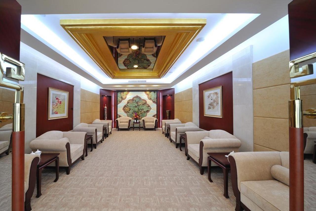 Yanling 4*
