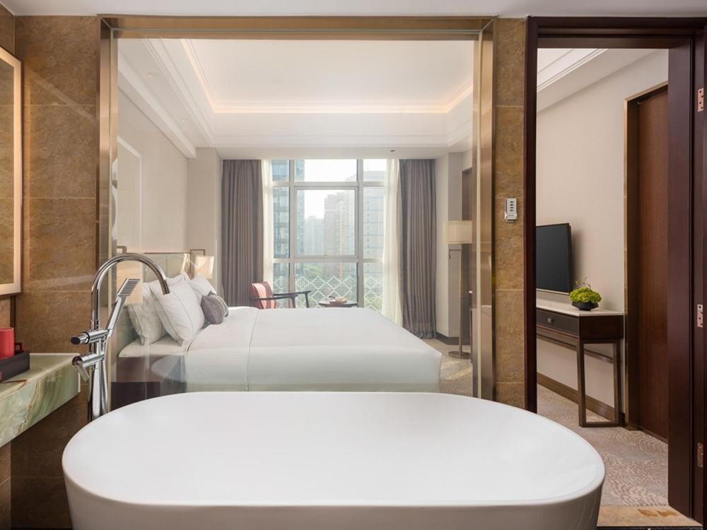 Echeng Zhujiang New Town Jinan Branch
