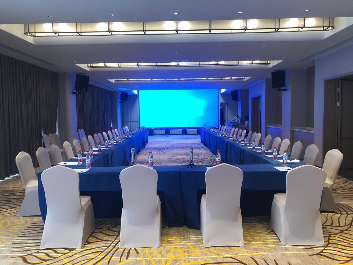 Southern Airlines Pearl Airport Hotel-canton Fair Free Shuttle Bus Hotel Guangzhou
