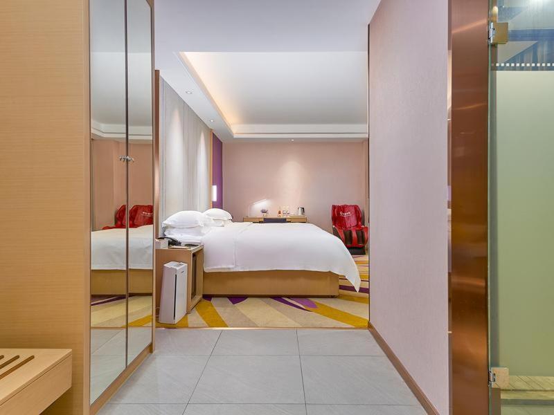 Lavande Hotel 3*