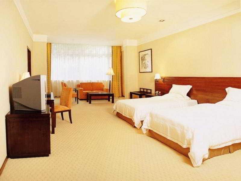 Guangdong Yingbin Hotel-free Fair Shuttle Bus