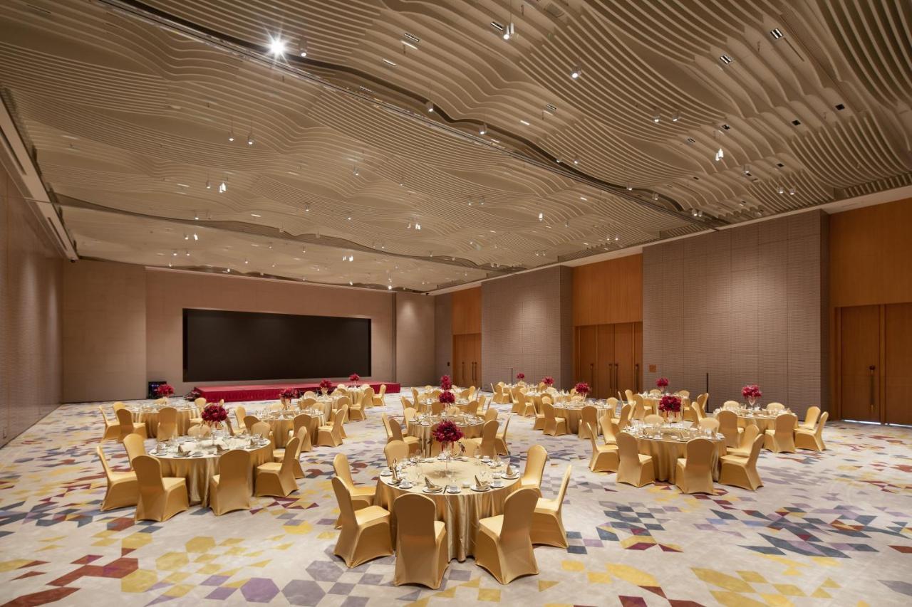 Hotel Crowne Plaza Foshan Nanhai - An Ihg -free Fair Shuttle Bus &live Music Performance 5*