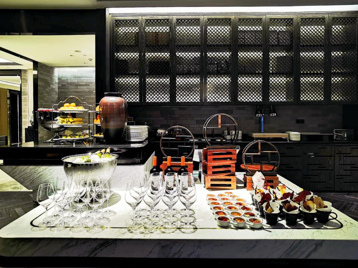 Kempinski Residences Hotel 5*