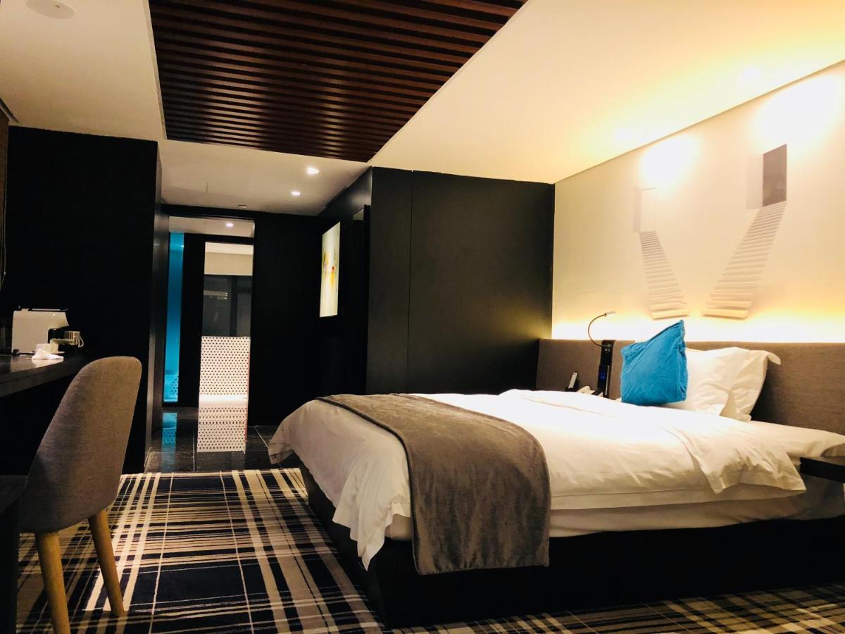 Hotel Likto Hotel-free Shuttle Bus To Fair