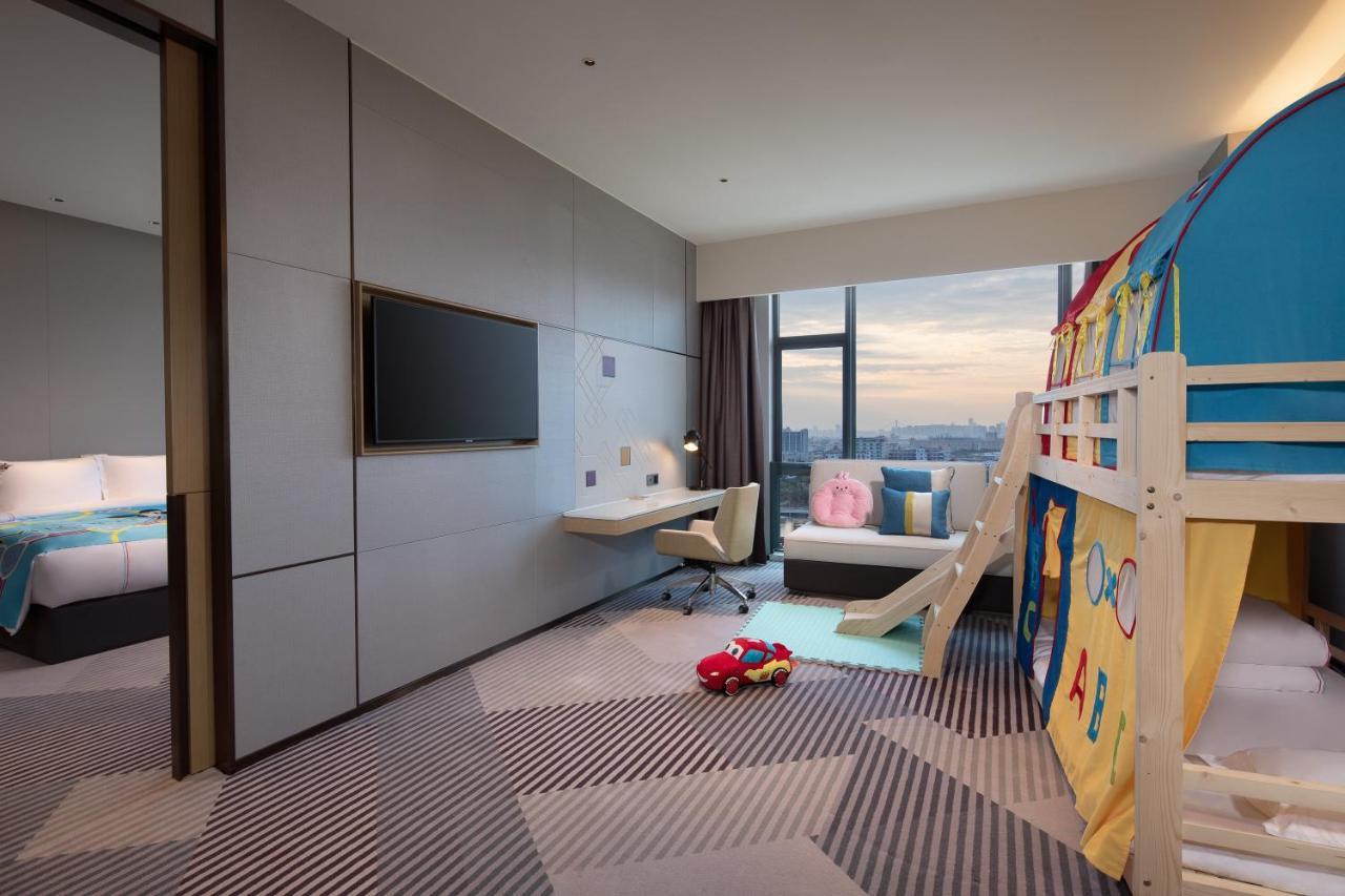 Crowne Plaza Foshan Nanhai - An Ihg -free Fair Shuttle Bus &live Music Performance 5*