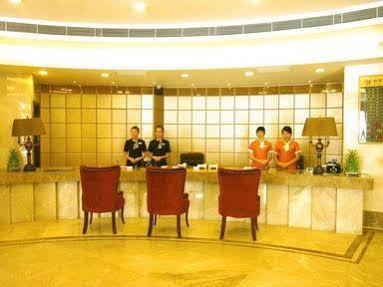 Junyi Sunshine Hotel