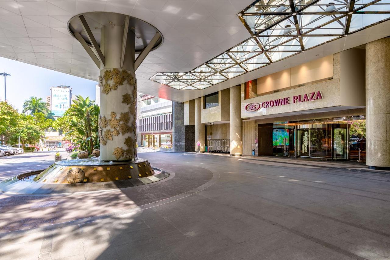Crowne Plaza Centre By Ihg - Free Shuttle Between And Exhibition Center During Fair & Exhibitor Registration Counter