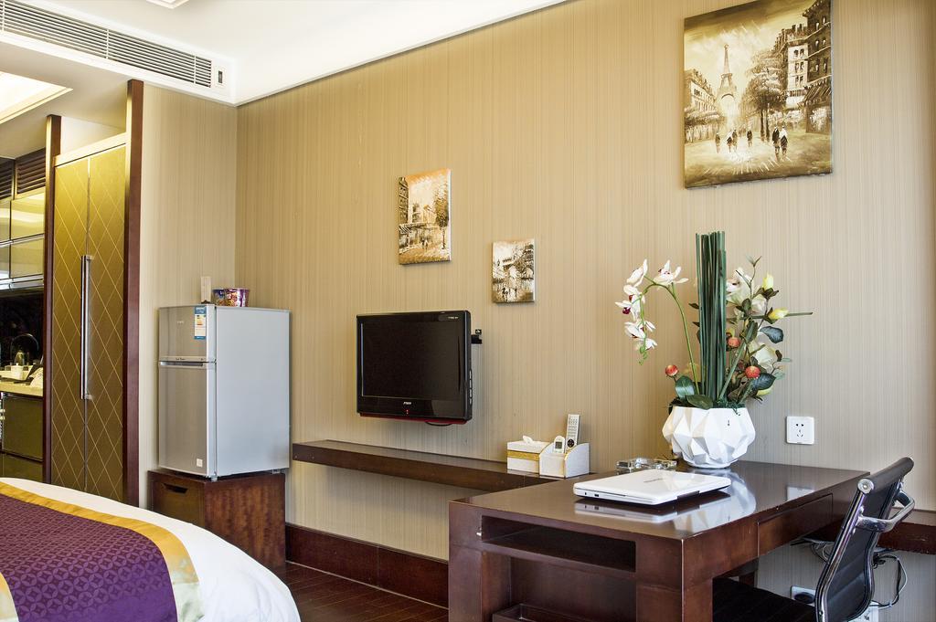 Tamrac International Apartment