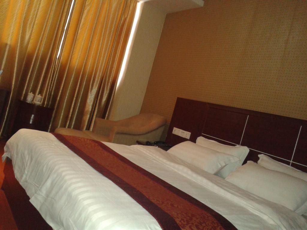 Yingshang 3*