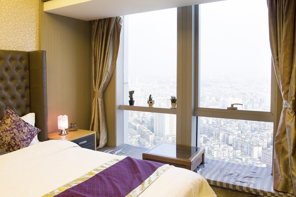 Tamrac International Apartment