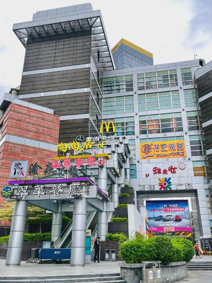 Oakwood Premier Aparthotel 5*