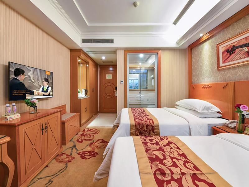 Hotel Vienna 3 South China Botanical Garden 3*