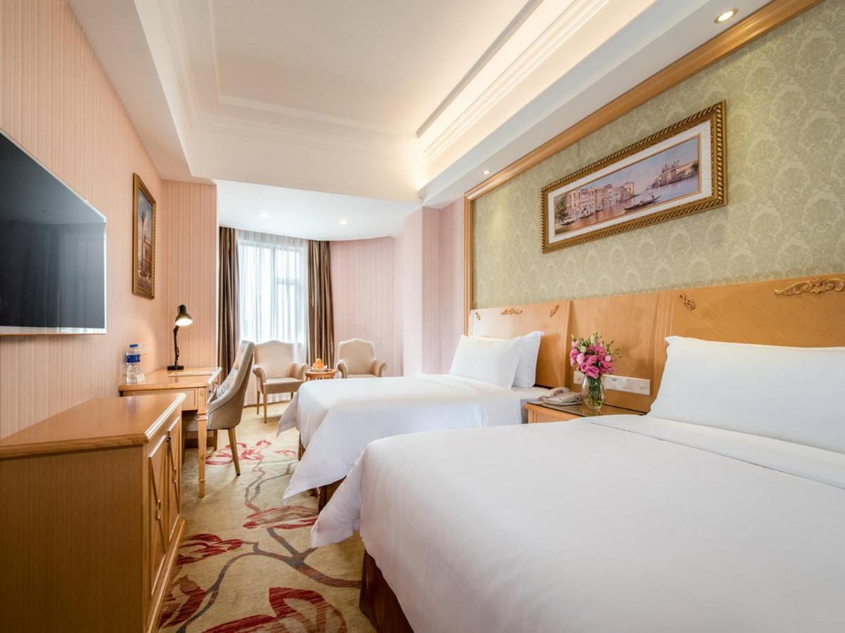 Vienna 3 Tower Hotel Guangzhou