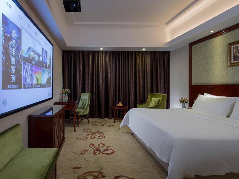 Hotel Vienna - Jinzhou Branch 3*