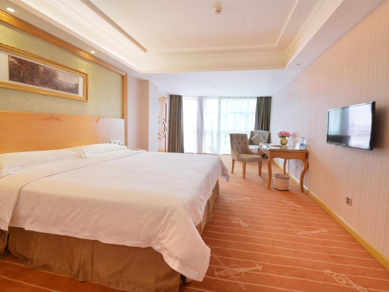 Vienna Nanhu Park 3* Guangzhou