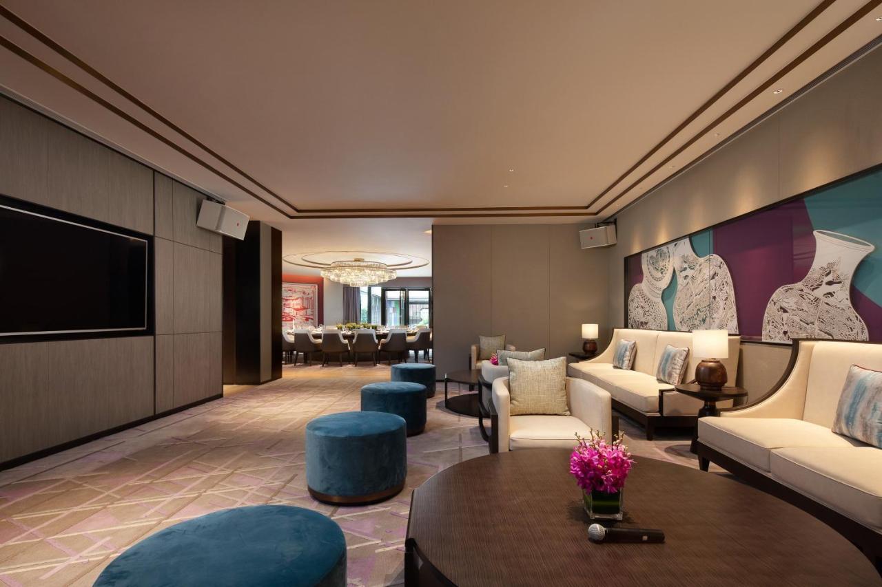 Hotel Crowne Plaza Foshan Nanhai - An Ihg -free Fair Shuttle Bus &live Music Performance