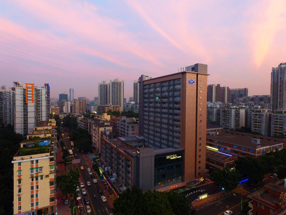 Gondola Taikoo Hotel